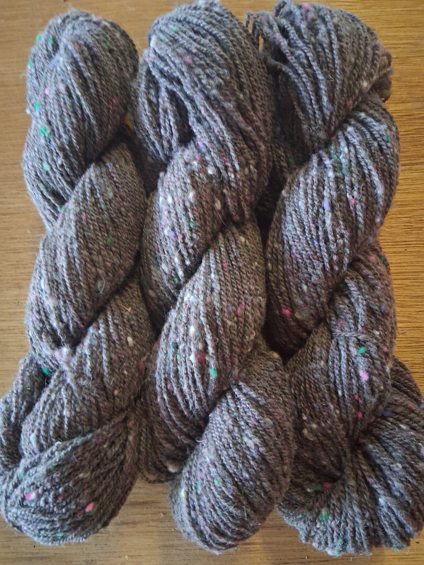 Dark Grey Tweed Worsted Yarn